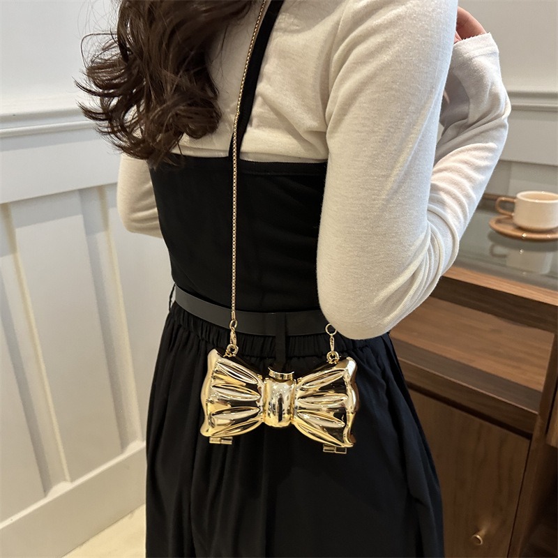 Bolsa Clutch Mini Dourada Metá - Wedding Vendor avaliação e preço